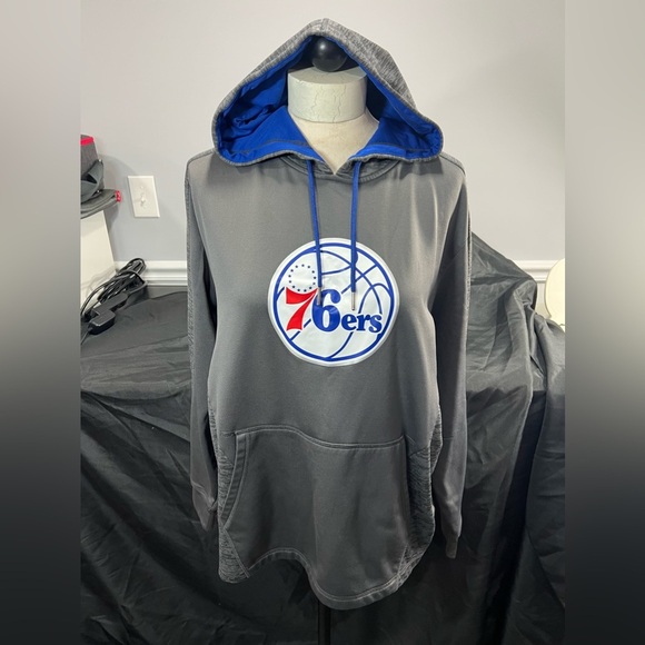 Majestic Men’s NBA Philadelphia 76ers Gray/Blue Pullover Hoodie Large - Picture 1 of 13